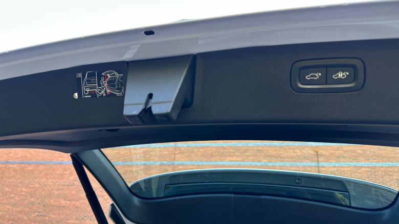 Volvo Xc90 2.0 B5D [235] Inscription Pro 5dr AWD Geartronic Diesel Estate